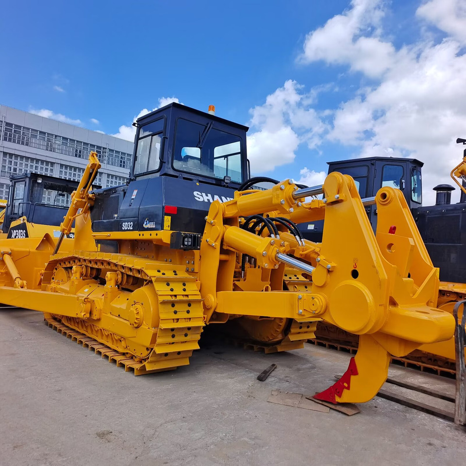 SHANTUI SD 32 WITH RIPPER SD32 SD22 SD16 - Bulldozer: picture 1 SHANTUI SD 32 WITH RIPPER SD32 SD22 SD16 - Bulldozer: picture 1