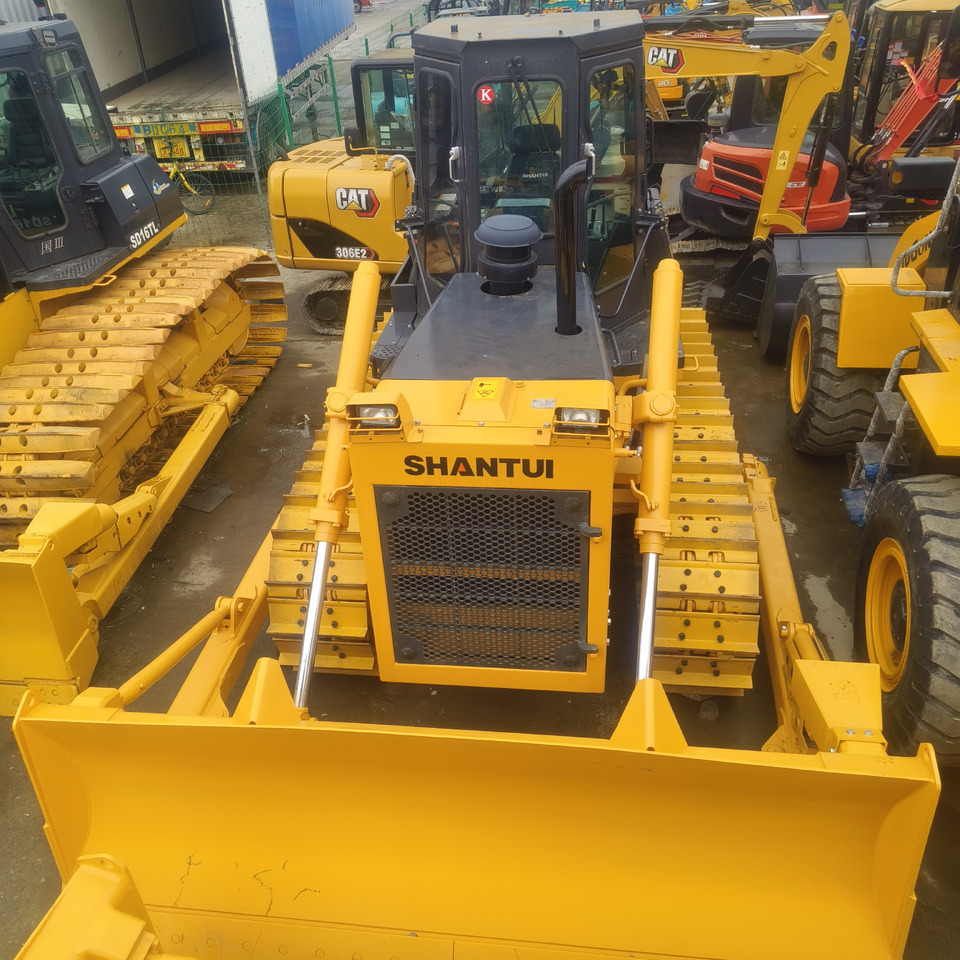 SHANTUI SD16 WITH RIPPER - Bulldozer: picture 2 SHANTUI SD16 WITH RIPPER - Bulldozer: picture 2