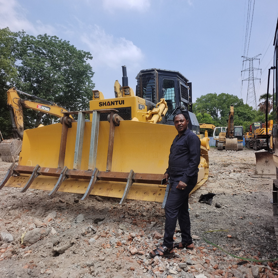 SHANTUI SD22 WITH CLEARING RAKE - Bulldozer: picture 5 SHANTUI SD22 WITH CLEARING RAKE - Bulldozer: picture 5