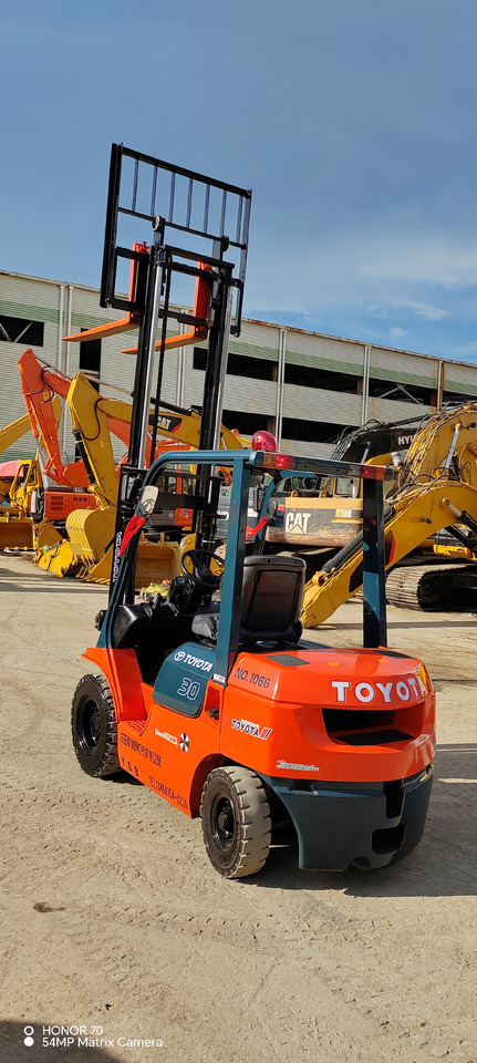 TOYOTA FD30 - Diesel forklift: picture 1 TOYOTA FD30 - Diesel forklift: picture 1