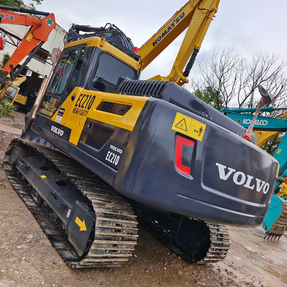 VOLVO EC210 EC 210B EC210D - Crawler excavator: picture 3 VOLVO EC210 EC 210B EC210D - Crawler excavator: picture 3