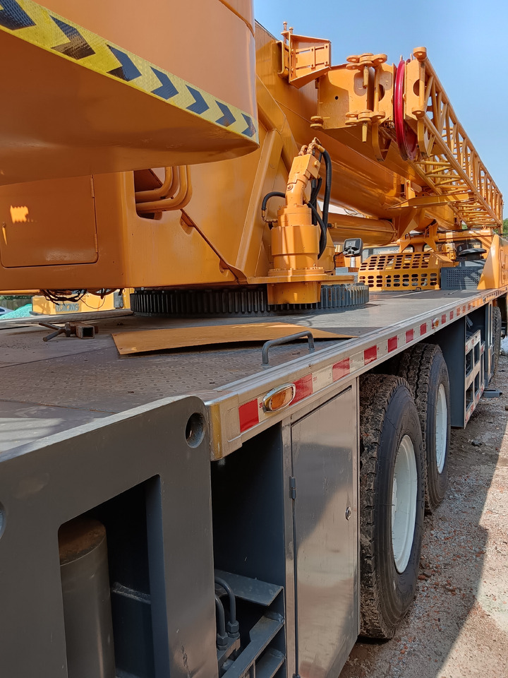 Mobile crane XCMG QY70K 70 TON: picture 17