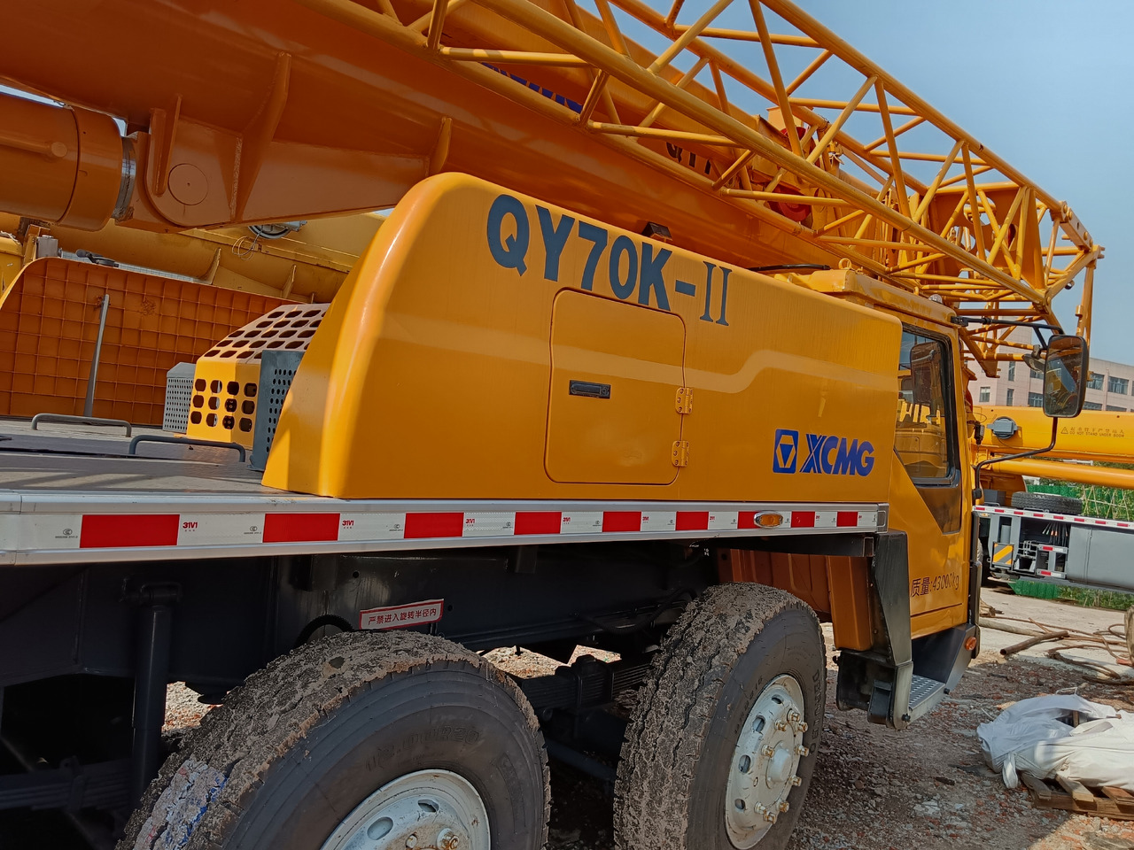 Mobile crane XCMG QY70K 70 TON: picture 19