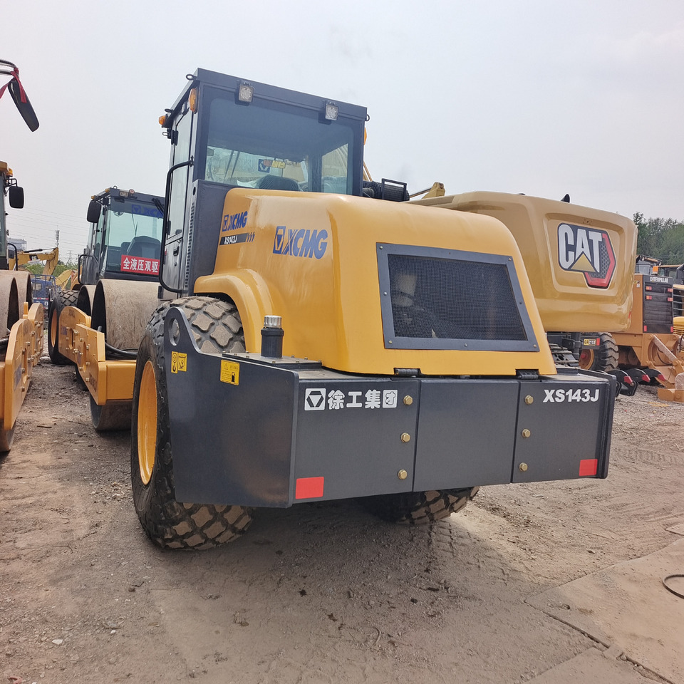 XCMG XS143J - Road roller: picture 1 XCMG XS143J - Road roller: picture 1