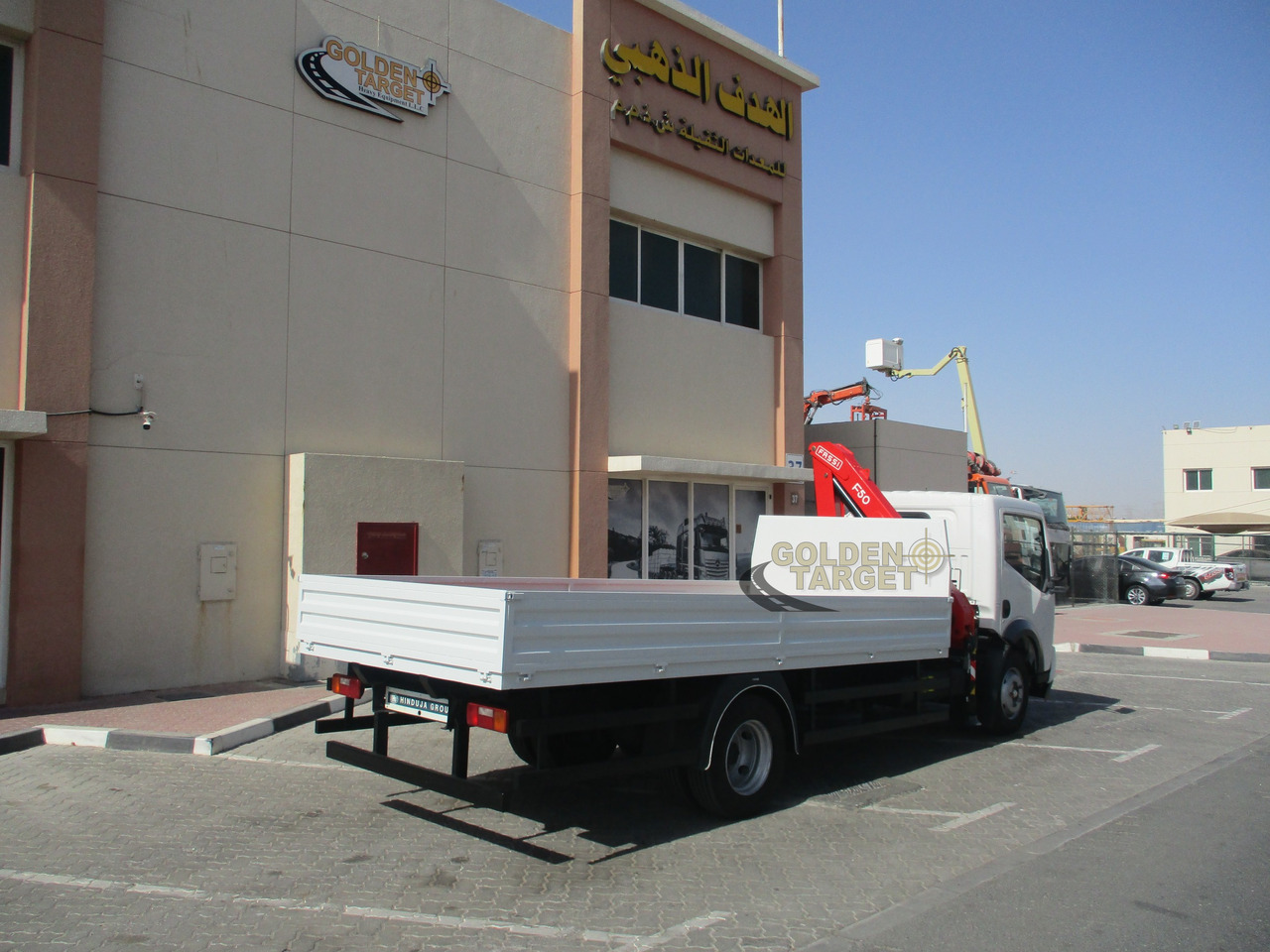 Ashok Leyland PARTNER LX 4x2 with Fassi F50A.022 Crane - Crane truck: picture 3 Ashok Leyland PARTNER LX 4x2 with Fassi F50A.022 Crane - Crane truck: picture 3