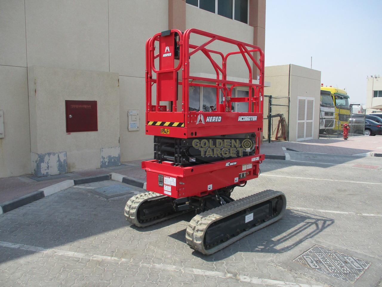 Hered HC0607EA Auto Level Crawler Scissor Lift - Scissor lift: picture 2 Hered HC0607EA Auto Level Crawler Scissor Lift - Scissor lift: picture 2