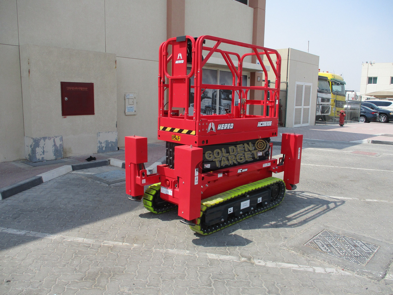 Hered HC0610E Electric Crawler Scissor Lift - Scissor lift: picture 2 Hered HC0610E Electric Crawler Scissor Lift - Scissor lift: picture 2