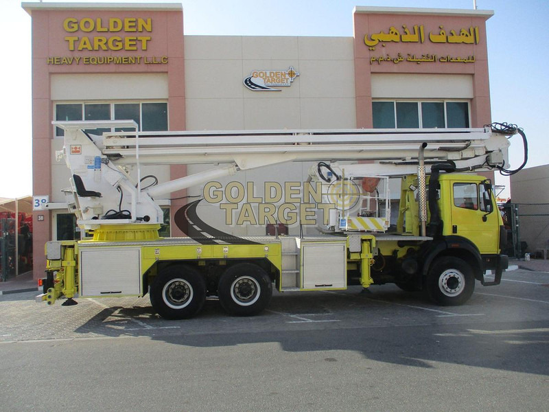 Mercedes-Benz 2638 - Aerial platform: picture 5 Mercedes-Benz 2638 - Aerial platform: picture 5