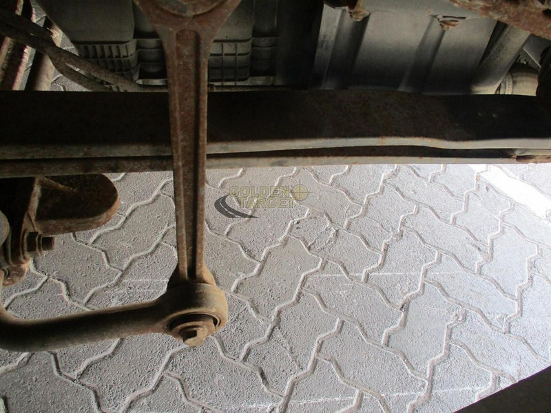 Mobile crane Mercedes-Benz Actros 2644: picture 17