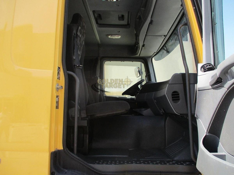 Mobile crane Mercedes-Benz Actros 2644: picture 14