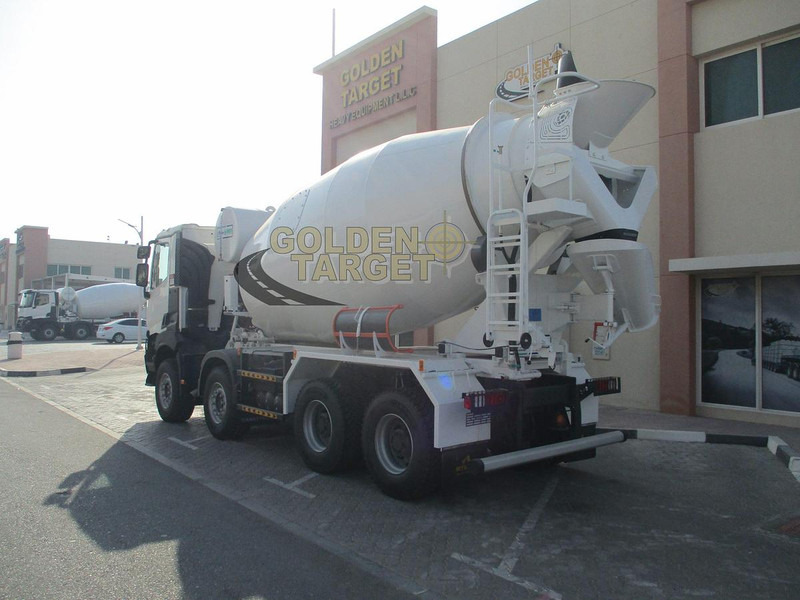 Renault K420 8×4 Mixer Truck - Concrete mixer truck: picture 4 Renault K420 8×4 Mixer Truck - Concrete mixer truck: picture 4