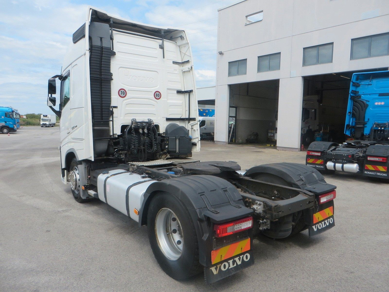Volvo FH500 4x2Tractor - Tractor unit: picture 4 Volvo FH500 4x2Tractor - Tractor unit: picture 4