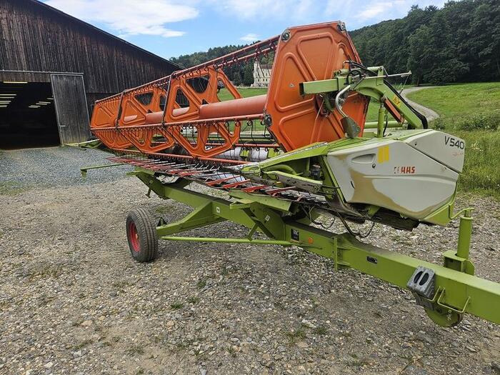 Claas V540 Vario - Grain header: picture 1 Claas V540 Vario - Grain header: picture 1