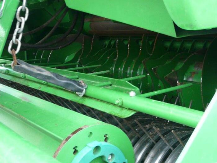 John Deere V461R - Round baler: picture 4 John Deere V461R - Round baler: picture 4