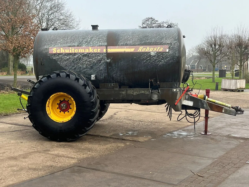 Schuitemaker Robusta 7800 7.8 m3 Bemester tank Giertank - Agricultural machinery: picture 1 Schuitemaker Robusta 7800 7.8 m3 Bemester tank Giertank - Agricultural machinery: picture 1