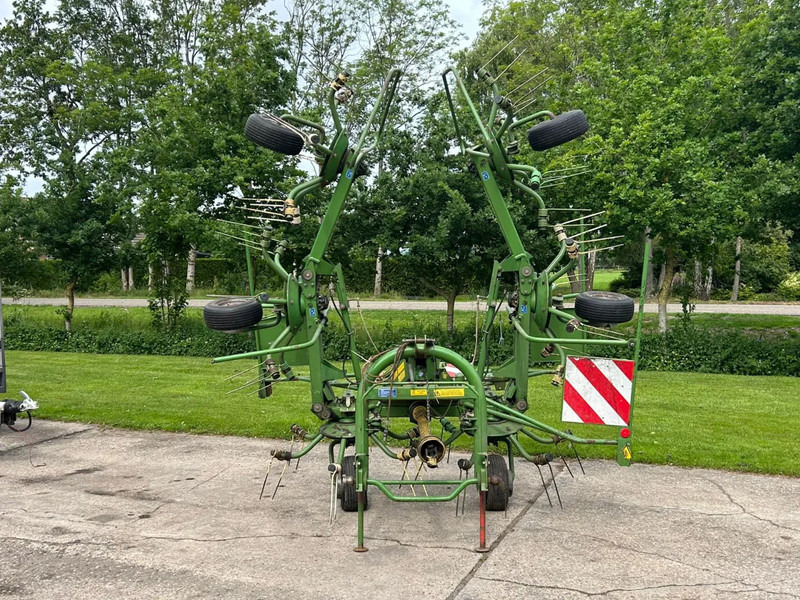 Krone KW 6.40 schudder schuilstelling hooibouw 6 elements - Tedder/ Rake: picture 2 Krone KW 6.40 schudder schuilstelling hooibouw 6 elements - Tedder/ Rake: picture 2