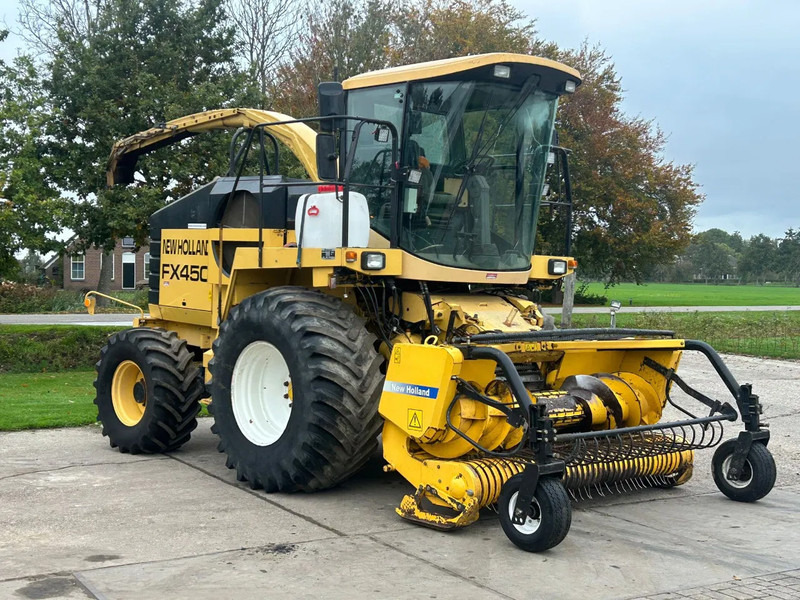 New Holland FX 450 Hakselaar Gras hakselaar - Wood chipper: picture 1 New Holland FX 450 Hakselaar Gras hakselaar - Wood chipper: picture 1