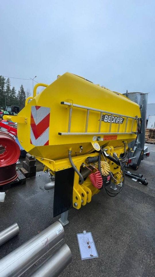 Bednar FERTI-BOX FB 3000 - Seed drill: picture 2 Bednar FERTI-BOX FB 3000 - Seed drill: picture 2