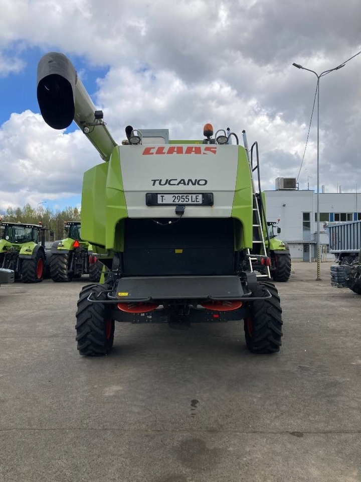 Claas Tucano 570 - Combine harvester: picture 4 Claas Tucano 570 - Combine harvester: picture 4