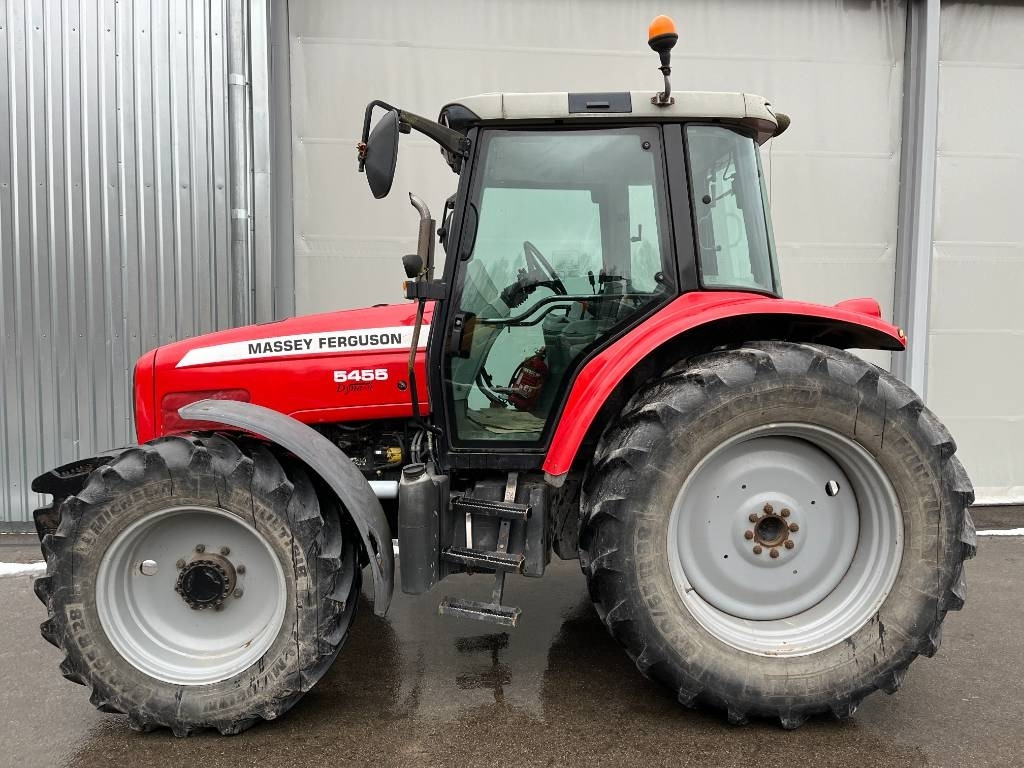Massey Ferguson 5455 - Farm tractor: picture 2 Massey Ferguson 5455 - Farm tractor: picture 2