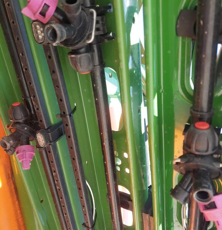 Trailed sprayer Amazone UX 6200 SUPER - 36-30-24m: picture 9
