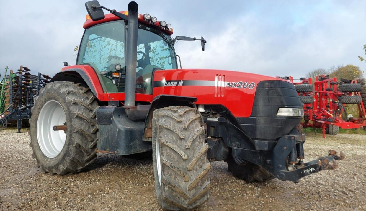 Case IH MAGNUM MX 200 - Farm tractor: picture 2 Case IH MAGNUM MX 200 - Farm tractor: picture 2