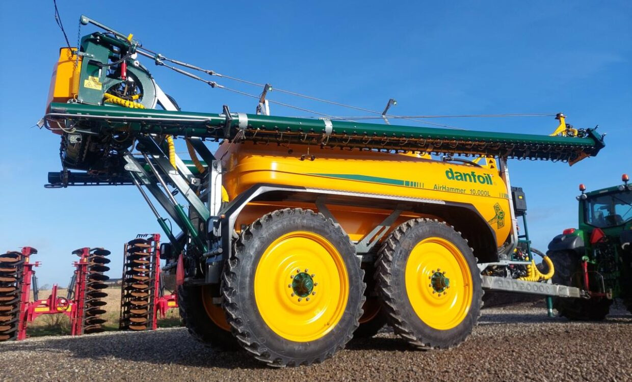 Danfoil AirHammer 10.000 L -36m - Trailed sprayer: picture 2 Danfoil AirHammer 10.000 L -36m - Trailed sprayer: picture 2