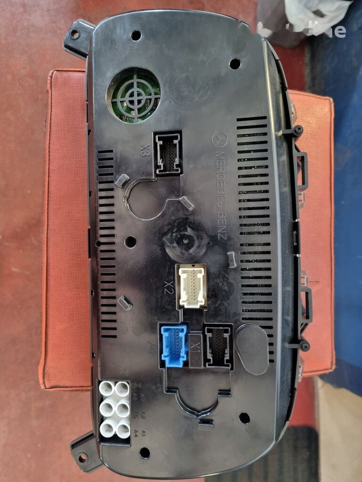 Daimler-Benz AXOR EURO 5 A0054468321 Mercedes-Benz AXOR EURO 5 - Dashboard for Truck: picture 3 Daimler-Benz AXOR EURO 5 A0054468321 Mercedes-Benz AXOR EURO 5 - Dashboard for Truck: picture 3