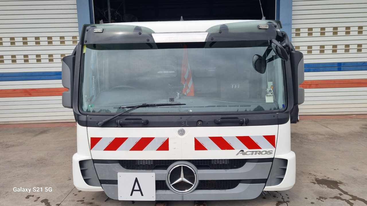 MERCEDES ACTROS MP3 EURO 5 - Cab: picture 2 MERCEDES ACTROS MP3 EURO 5 - Cab: picture 2