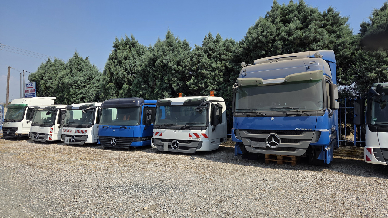 MERCEDES-BENZ ACTROS MP1-MP2-MP3 - Cab: picture 1 MERCEDES-BENZ ACTROS MP1-MP2-MP3 - Cab: picture 1