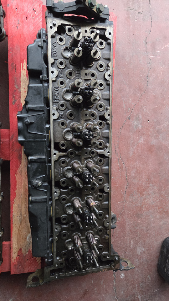 MERCEDES-BENZ OM 470 LA - Cylinder head for Truck: picture 2 MERCEDES-BENZ OM 470 LA - Cylinder head for Truck: picture 2