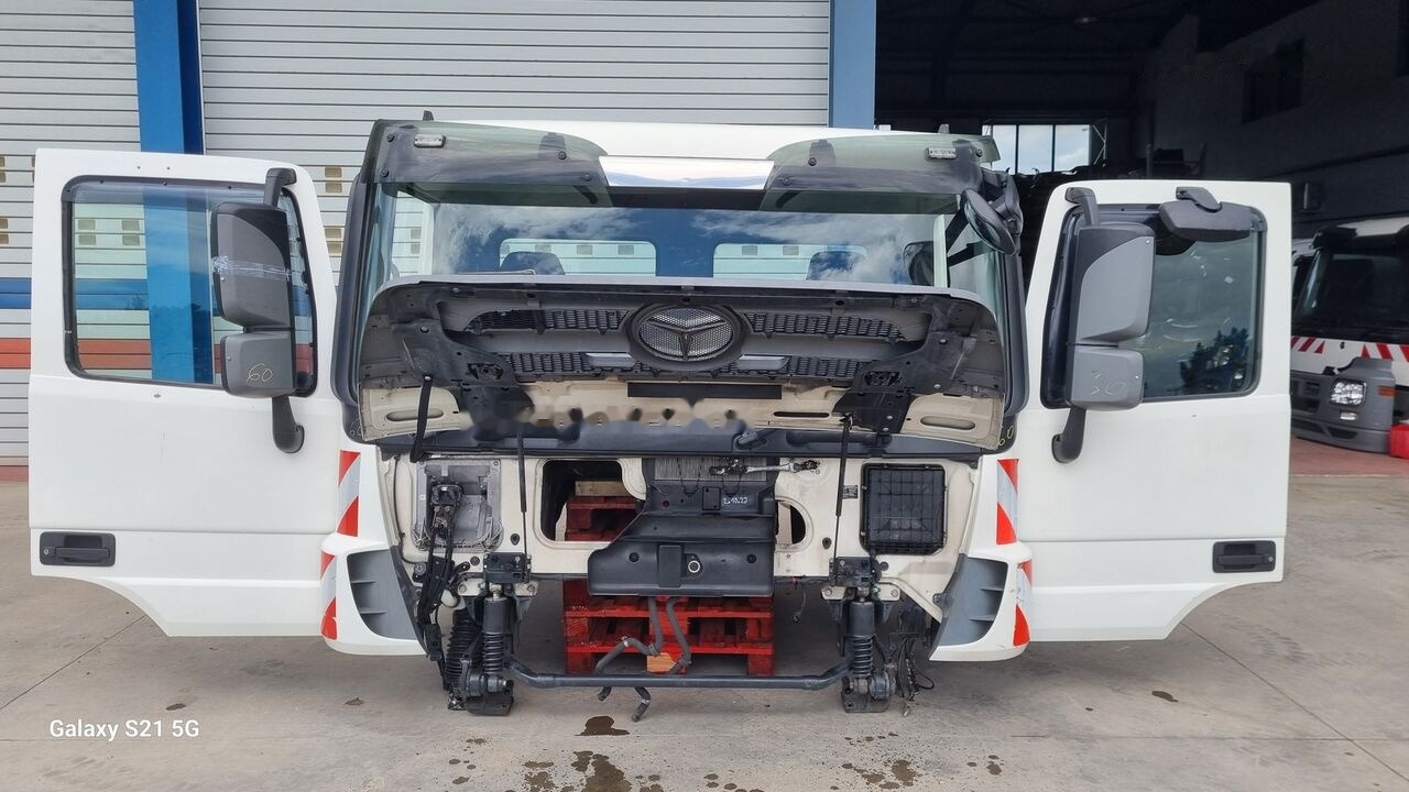 Cab for Truck Mercedes-Benz CAB MERCEDES ACTROS MP 3 MEDIUM   Mercedes-Benz ACTROS MP3: picture 8