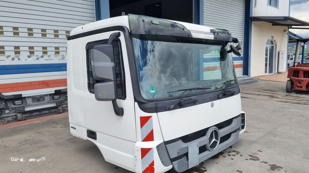 Cab for Truck Mercedes-Benz CAB MERCEDES ACTROS MP 3 MEDIUM   Mercedes-Benz ACTROS MP3: picture 14