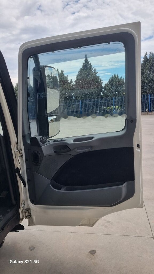 Cab for Truck Mercedes-Benz CAB MERCEDES ACTROS MP 3 MEDIUM   Mercedes-Benz ACTROS MP3: picture 9