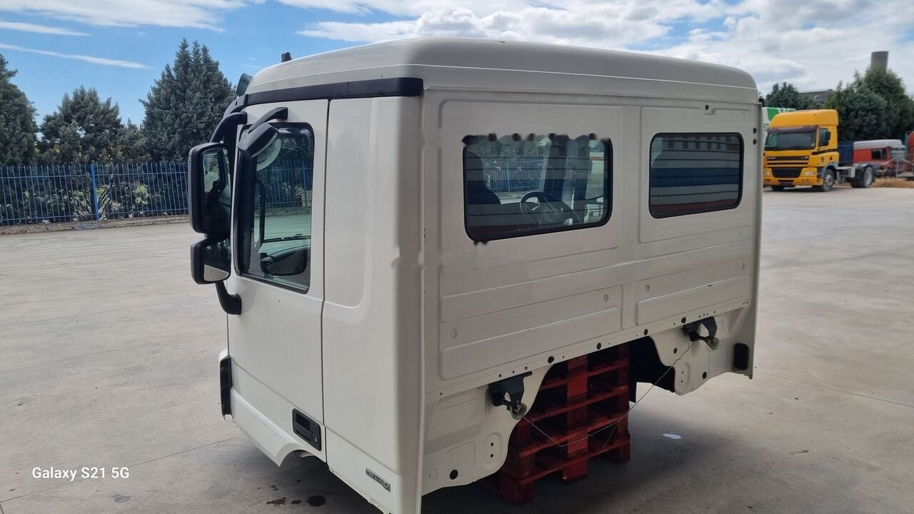 Cab for Truck Mercedes-Benz CAB MERCEDES ACTROS MP 3 MEDIUM   Mercedes-Benz ACTROS MP3: picture 15
