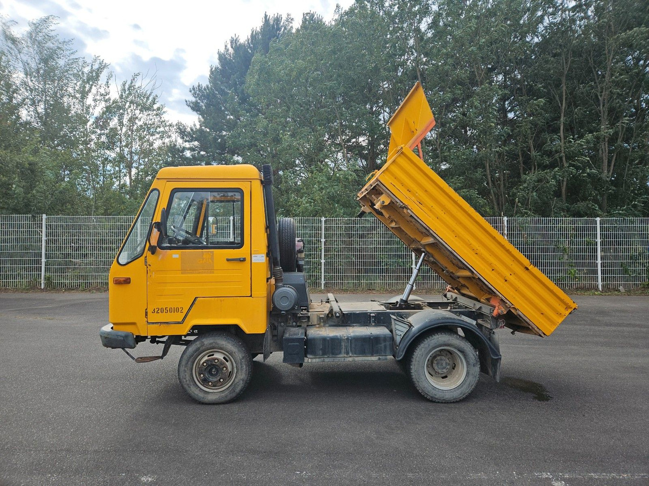 Multicar M26 Dreiseitenkipper 4x4 - Tipper van: picture 2 Multicar M26 Dreiseitenkipper 4x4 - Tipper van: picture 2