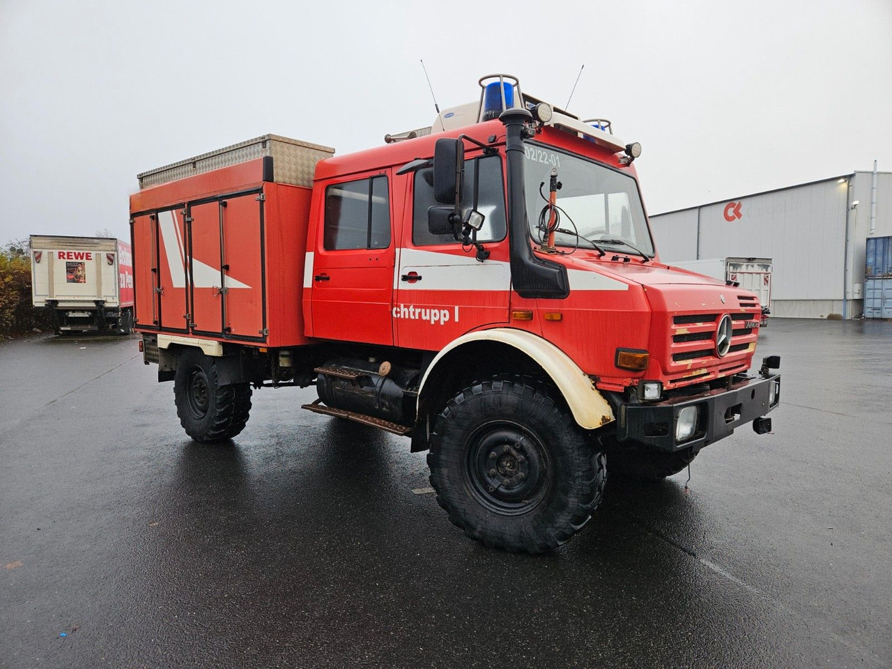 Unimog U4000 4x4 DOKA Tanklöschfahrzeug Feuerwehr - Tank truck: picture 5 Unimog U4000 4x4 DOKA Tanklöschfahrzeug Feuerwehr - Tank truck: picture 5