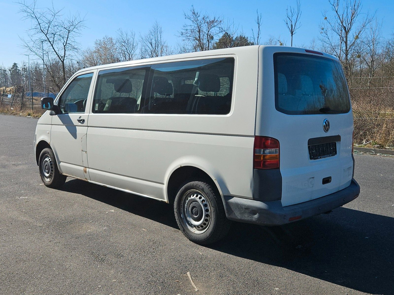 Volkswagen T5 9 Sitzer lang - Passenger van: picture 2 Volkswagen T5 9 Sitzer lang - Passenger van: picture 2