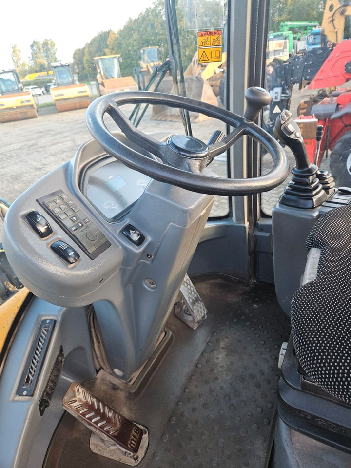 Volvo L30G Radlader mit Klappschaufel - Wheel loader: picture 5 Volvo L30G Radlader mit Klappschaufel - Wheel loader: picture 5
