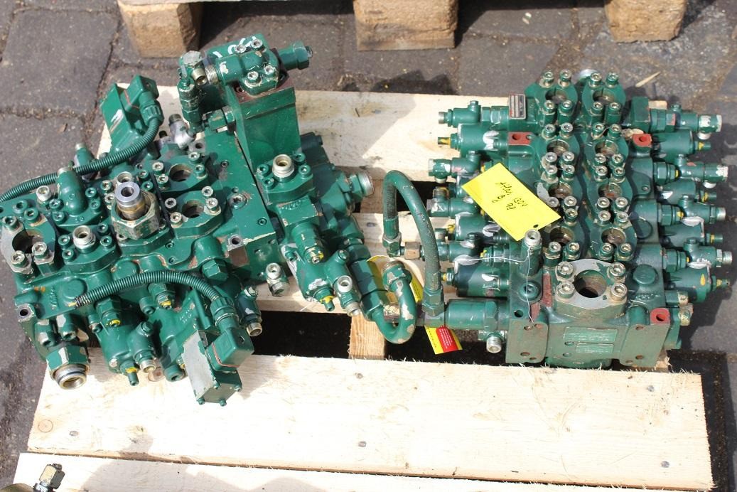 Atlas 1304 - Hydraulic valve for Construction machinery: picture 1 Atlas 1304 - Hydraulic valve for Construction machinery: picture 1