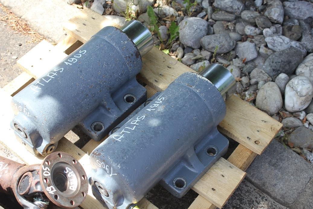 Atlas Terex 1905 M - Hydraulic cylinder for Construction machinery: picture 1 Atlas Terex 1905 M - Hydraulic cylinder for Construction machinery: picture 1