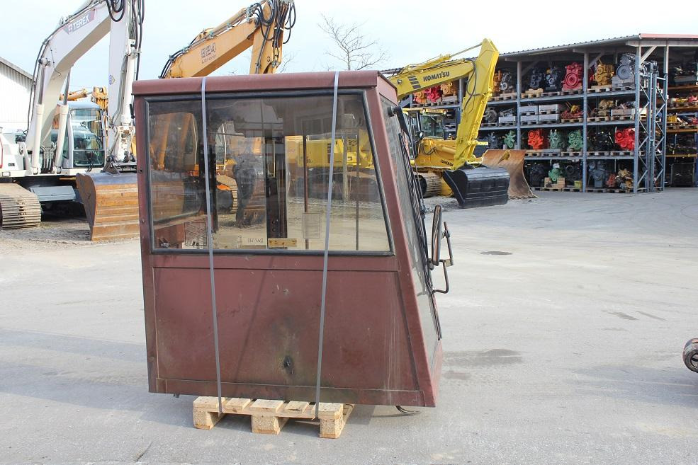 Case 1088 - Cab for Construction machinery: picture 1 Case 1088 - Cab for Construction machinery: picture 1
