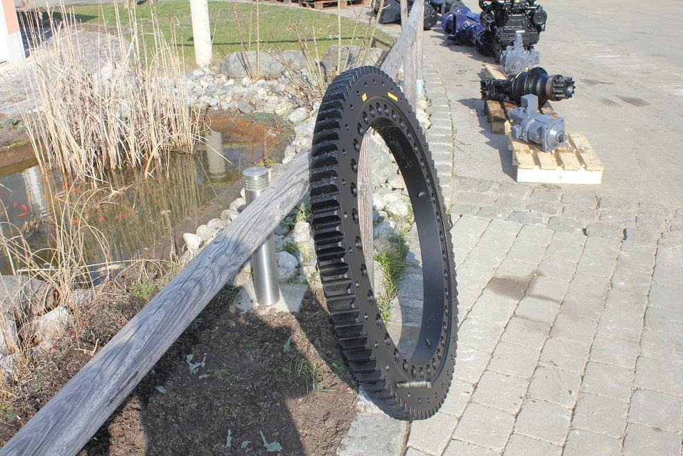 Eder 825 Industrie - Slewing ring for Construction machinery: picture 2 Eder 825 Industrie - Slewing ring for Construction machinery: picture 2