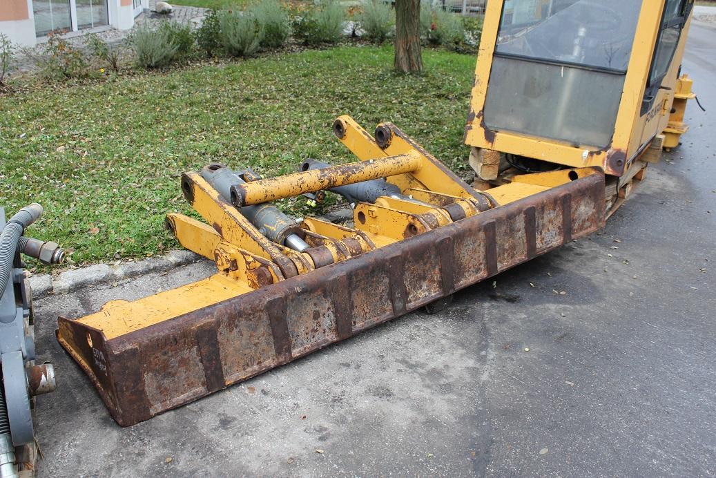 Furukawa W 625 - Blade for Excavator: picture 1 Furukawa W 625 - Blade for Excavator: picture 1