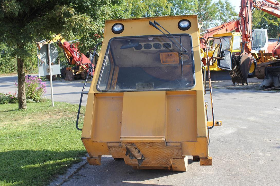 Liebherr 611-621-721 oder 731 - Cab for Construction machinery: picture 5 Liebherr 611-621-721 oder 731 - Cab for Construction machinery: picture 5