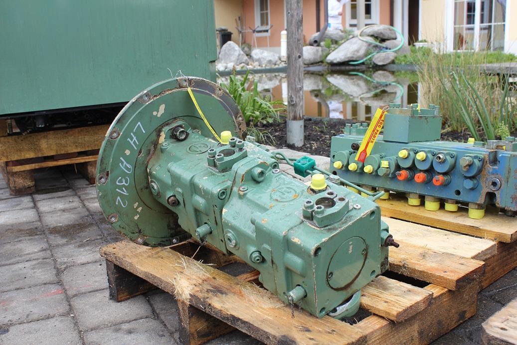 Liebherr A 312 - Hydraulics for Excavator: picture 4 Liebherr A 312 - Hydraulics for Excavator: picture 4