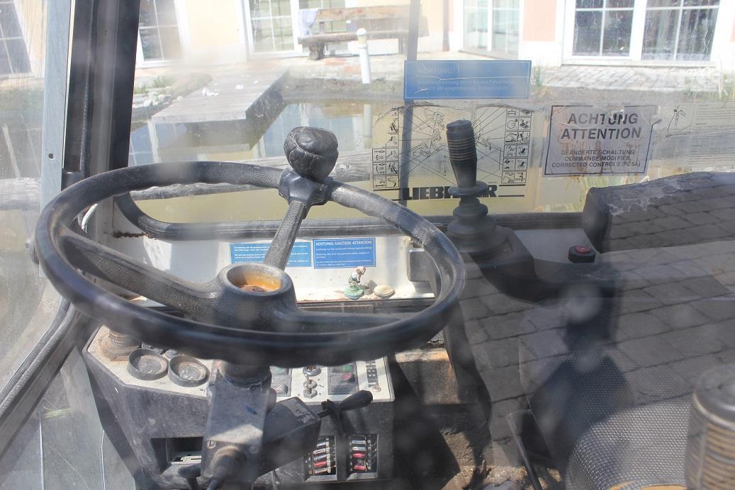 Liebherr A 900 B - Cab for Construction machinery: picture 4 Liebherr A 900 B - Cab for Construction machinery: picture 4