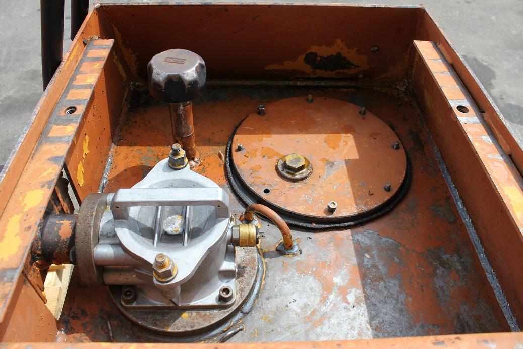 Fuel tank for Excavator Liebherr A900B: picture 10
