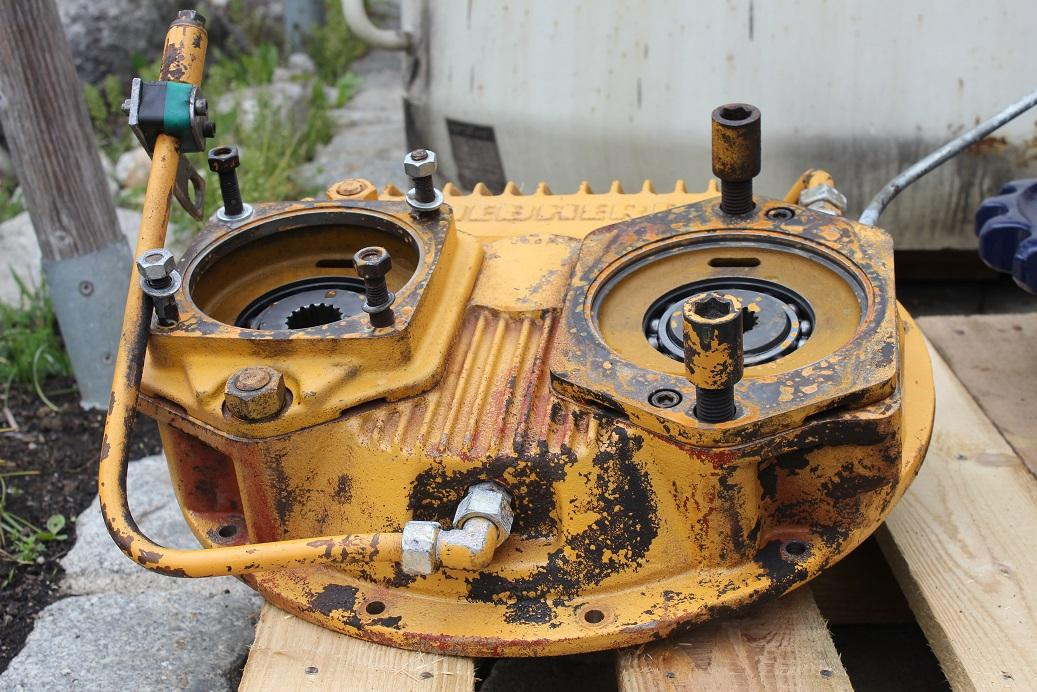 Liebherr L 531 PVG 200 - Hydraulics for Construction machinery: picture 2 Liebherr L 531 PVG 200 - Hydraulics for Construction machinery: picture 2