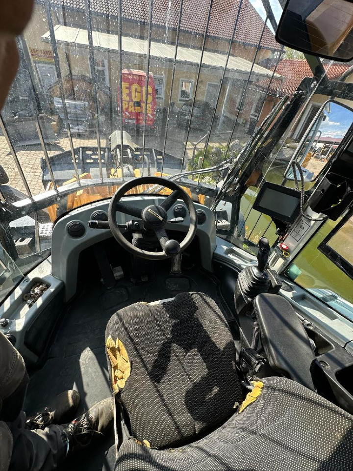 Wheel loader Liebherr L 566 X Power: picture 13